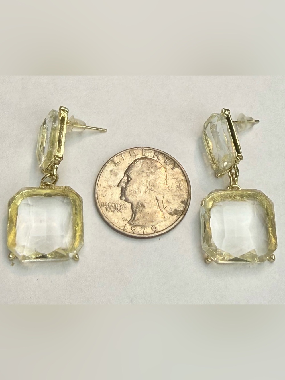🧊 Gold-Tone Clear Crystal Ice Cube Drop Earrings - Women Jewelry - Picture 7 of 9